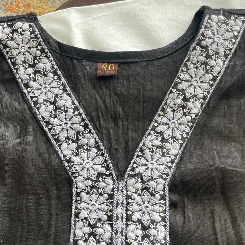 Black Embroidered Women's Tunic - Picture 2 of 8